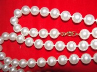 Jabberjewelry.com Vintage Long Faux Pearls Necklace Jabberjewelry.com Vintage Long Faux Pearls Necklace
