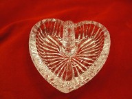 Jabberjewelry.com New Crystal Glass Heart Ring Holder