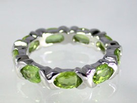 Jabberjewelry.com Peridot Eternity Band Ring 8 Jabberjewelry.com Peridot Eternity Band Ring 8