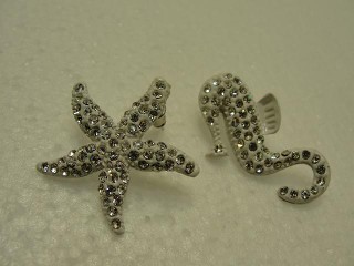 Jabberjewelry.com Large Starfish & Seahorse CZ Crystal Earrings Jabberjewelry.com Large Starfish & Seahorse CZ Crystal Earrings