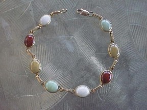 Vintage Multi Color Jade 14kt Gold Bracelet