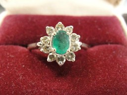 Jabberjewelry.com Emerald & Diamond White Gold Ring