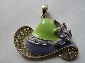 Hat Tanzanites Diamonds & Enamel Gold Pendant