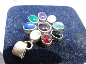 Jabberjewelry.com Multi Gemstone Silver Round Design Pendant
