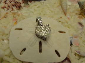 Jabberjewelry.com Love Bail Diamond Heart White Gold Pendant