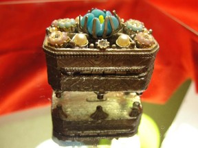 Jabberjewelry.com Vintage Signature Florenza Jewelry Trinket Box