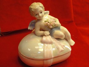 Male Angel Heart Shaped Trinket Box