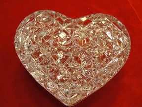 Leaded Crystal Heart Trinket Box