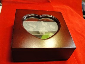 Jabberjewelry.com Wooden Heart Square Jewelry Box