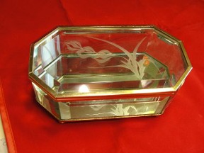 8 sided Emerald Cut Glass MirrorTrinket Box