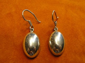 Jabberjewelry.com Vintage Silver Dangle Oval Earrings