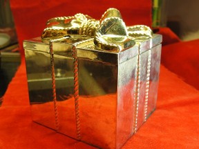 Jabberjewelry.com Vintage Godinger Gift Box Trinket Box
