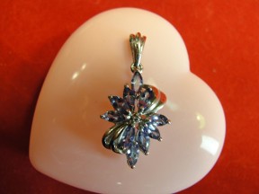 Jabberjewelry.com Silver Tanzanite Diamond Accent Pendant