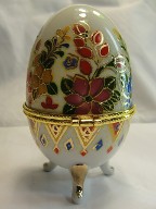 3 legged egg trinket box